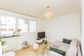 Nice 32m ideal for couple in the heart of Paris